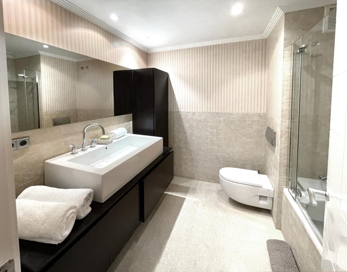 Luxury San Prudencio Vitoria Apartment Exterior photo