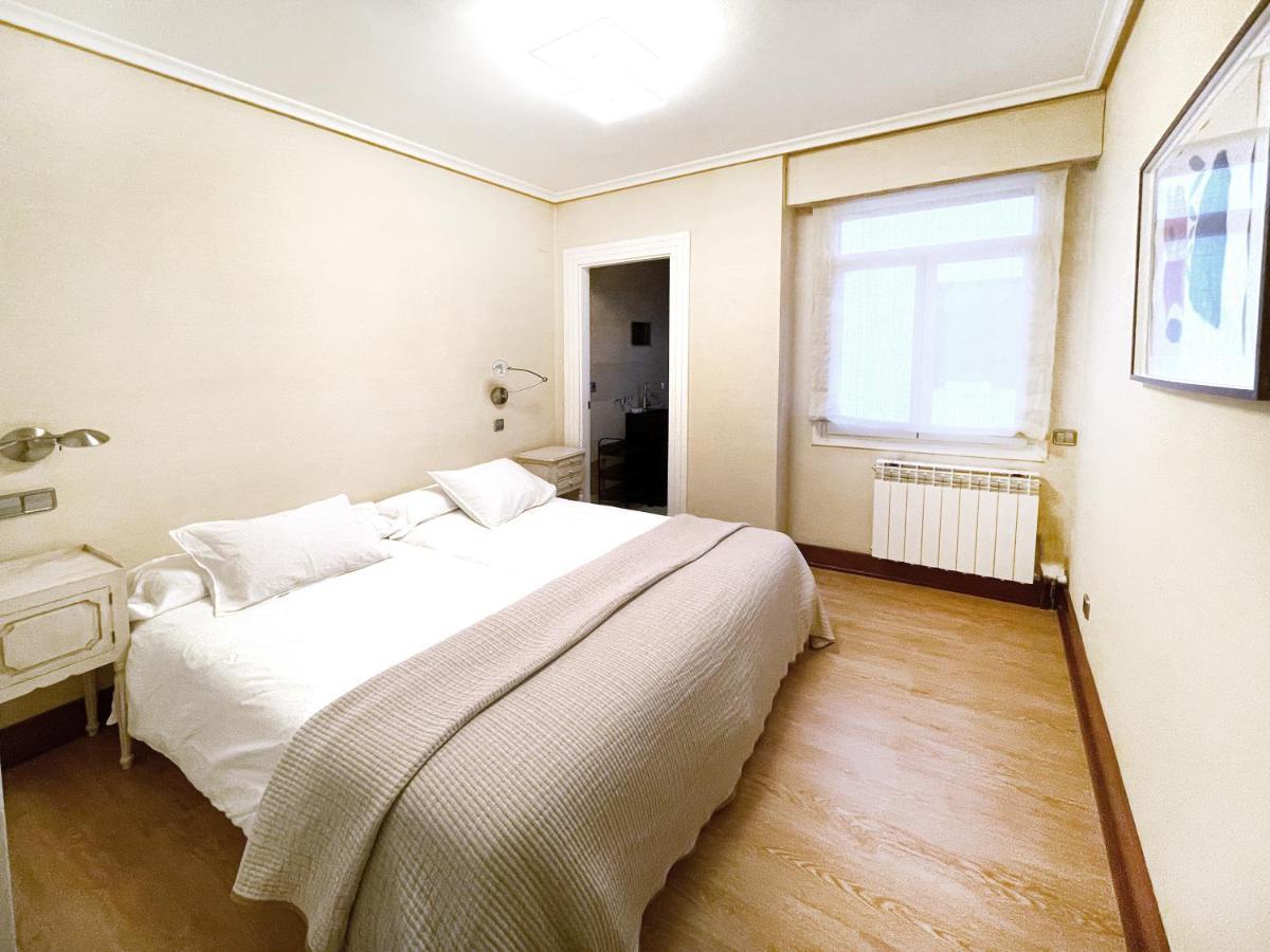 Luxury San Prudencio Vitoria Apartment Exterior photo
